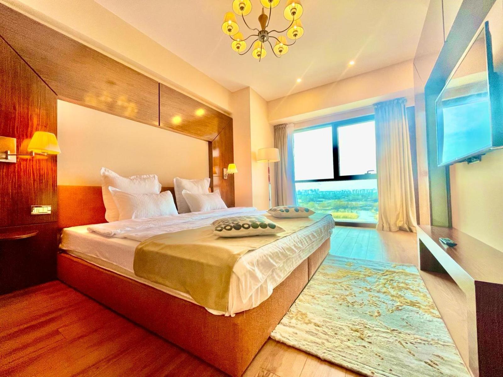 Presidential Luxury Apartments With Amazing View - Yamaluxe Bukares Bagian luar foto